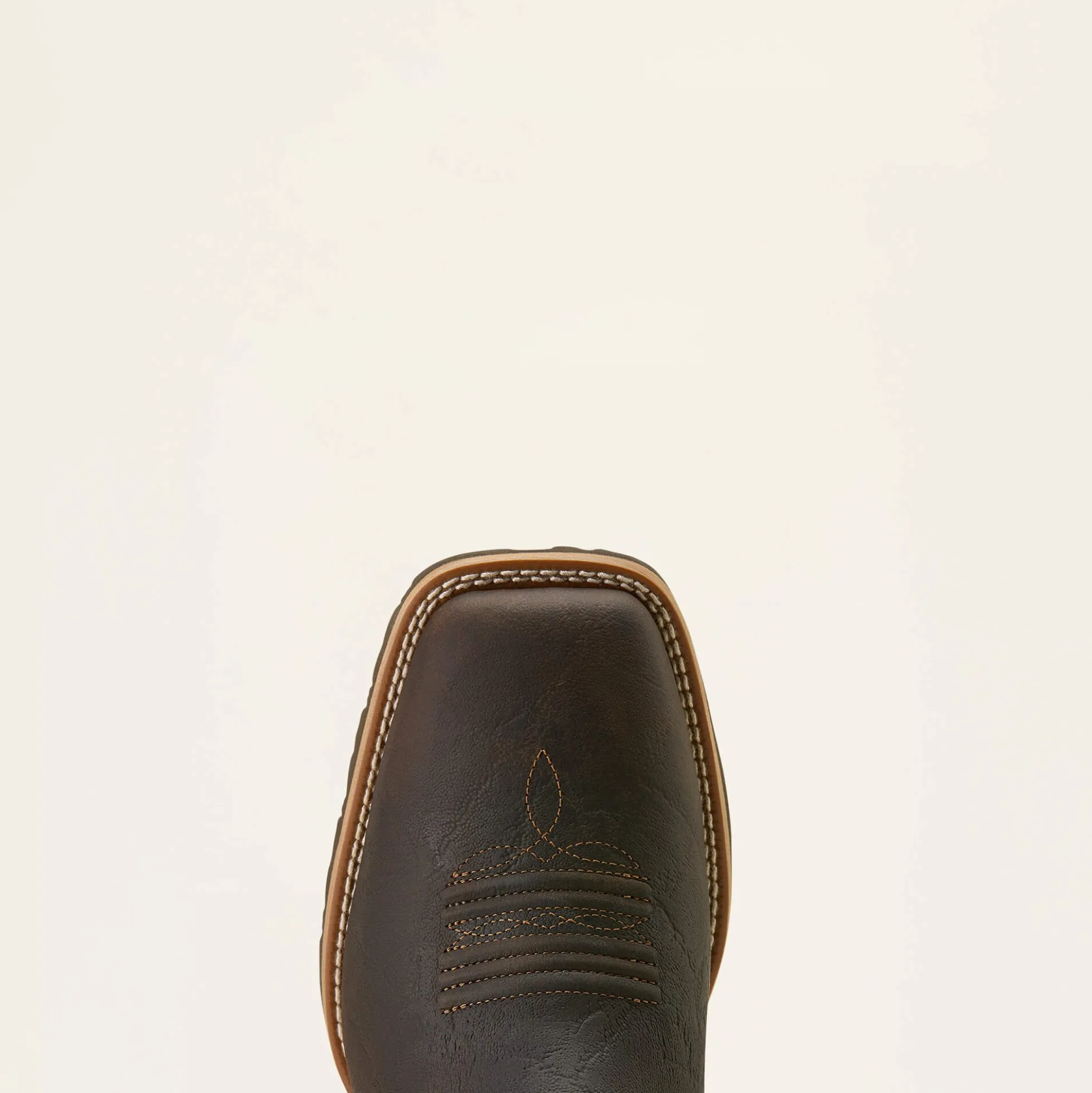 Hybrid Low Boy Wide Square Toe Chelsea Boot