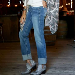 Mid Rise Icon Straight Leg Jean