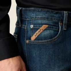 M7 Rocker Stretch Legacy Straight Leg Jean