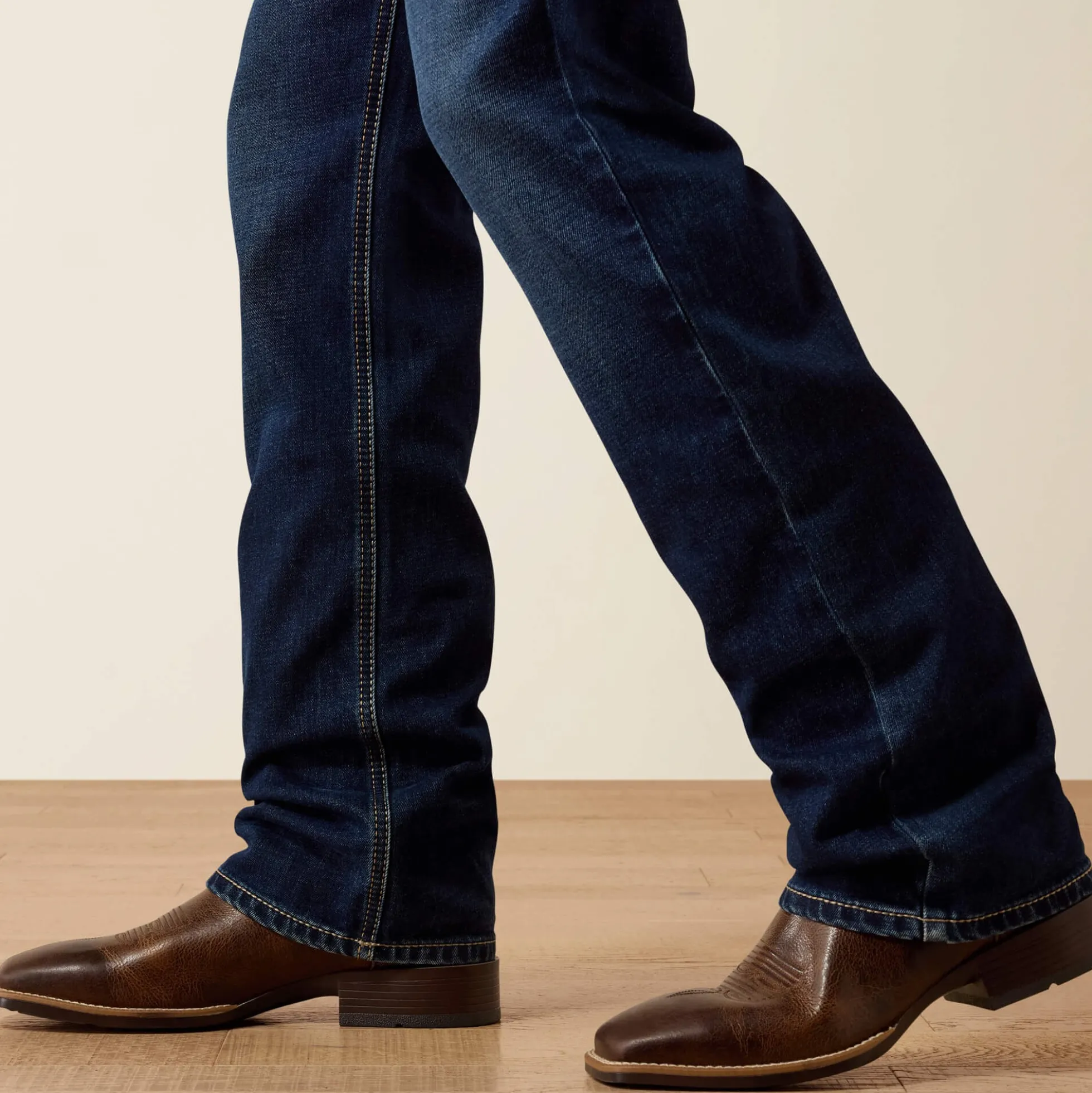 M5 Straight Acclimatize Gideon Straight Leg Jean