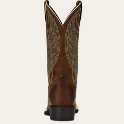 Round Up Wide Square Toe Western Boot