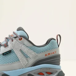 Traverse Low Waterproof Hiking Shoe