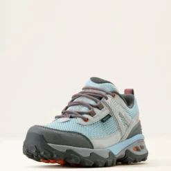 Traverse Low Waterproof Hiking Shoe