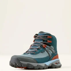 Traverse Mid Waterproof Hiking Boot