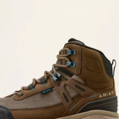 Traverse Mid Waterproof Hiking Boot