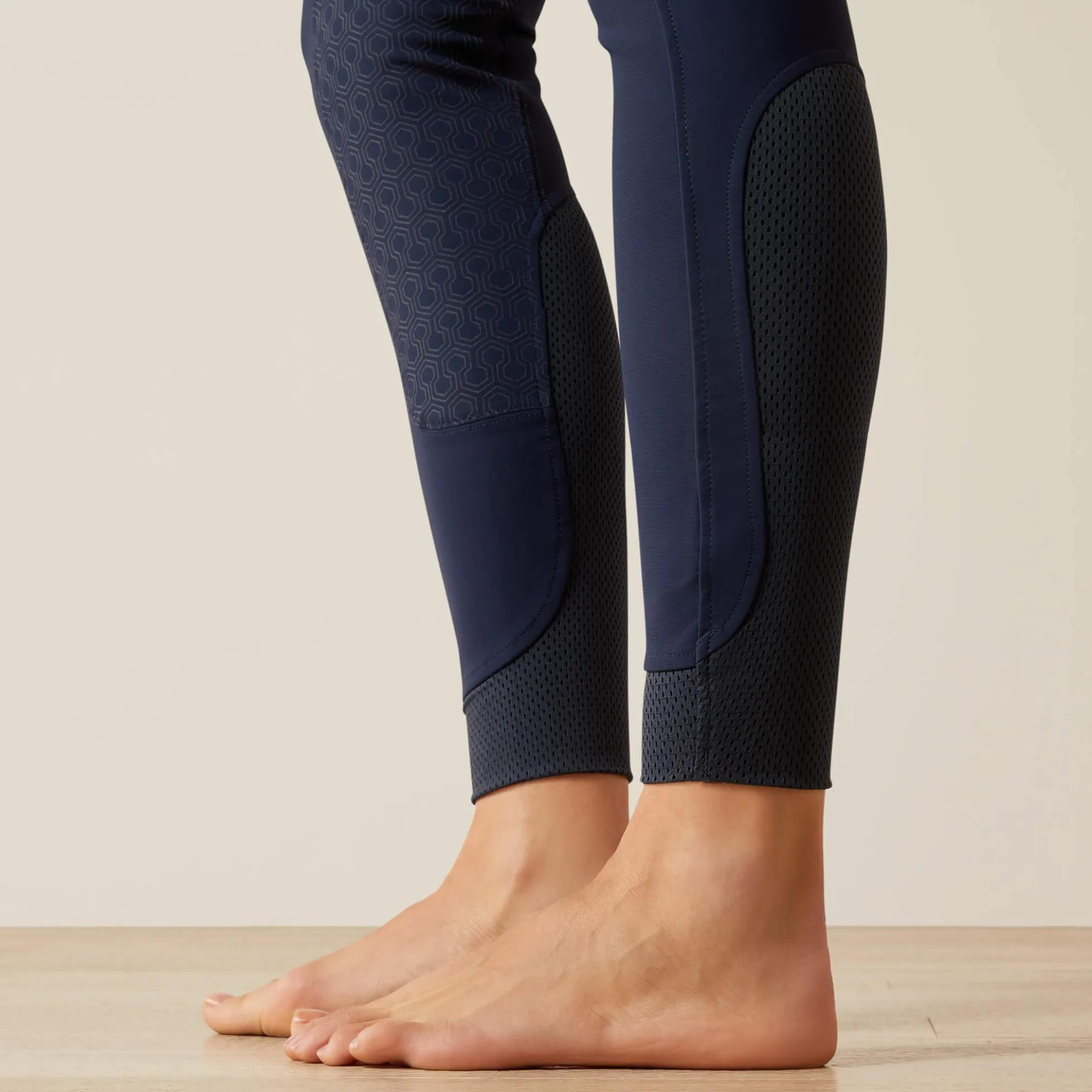 Tri Factor Grip Full Seat Breech